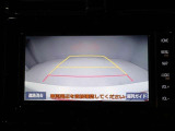 バックモニター装着車は後退時の強い味方です♪車庫入れや縦列駐車の際、後退操作の参考になるガイドラインをナビ画面に表示します。