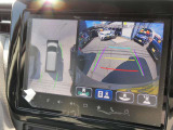 全周囲カメラでどんな時でも落ち着いて駐車できます!さらにクリアランスソナー装備、障害物を画面と音でお知らせ!