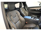 詳細お問い合わせは、VOLVO CAR 姫路まで。079-292-5481