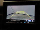 バックカメラ搭載です!車庫入れが苦手な人はもちろん、車両感覚に自信がある人にもお勧めです!見えない箇所が見えるようになるので、低い障害物や隠れてしまっている子供の存在等にも気付く事が出来ます。