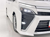 フォグランプ装着車です。暗い夜道の車両前方を明るく照らします
