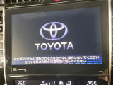 【メーカー純正ナビ】インテリアに溶け込むスタイリッシュな「専用設計」メーカーナビを装備♪視認性や操作性など基本性能にも優れ、より上質なカーライフをお楽しみいただけます。