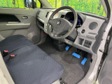 運転席シート廻りは使用感も少なく、良好な状態となっています。丁寧に使われていたことがよくわかりますね。