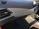 車両の詳細、ご質問につきましては、営業スタッフまでお気軽にご連絡下さいませ。遠方のお客様には実車の詳細動画送信も承ります。お問合せをお待ち致しております。