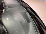 ヘッドアップディスプレイは、視線を移動することなくルートガイド中の方向や距離、車速など走行に必要な情報をフロントウインドウに重ねて表示する事ができます