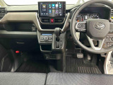 運転のしやすさを最優先に設計された見晴らしの良いデザインです。車両間隔が掴みやすく狭い道でも安心!