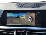 リアビューカメラ、トップビュー+サイドビューカメラ名前の通り車体後方を映し出すカメラと、車両周辺を真上から見た画像を合成して表示するカメラです。もちろんサイドビューカメラも付属します。