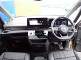周りが見やすく運転しやすいお車です♪