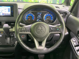 【純正革巻きステアリング】上質な革を使用することで、手にしっかり馴染みとても運転しやすいハンドルです♪