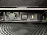 シガーソケット用の充電器が使用可能です!