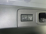 【パワーバックドア】ボタン一つでテールゲートが自動で開閉します。