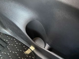 運転席、助手席のドアにもドリンクホルダーがございます(^O^)
