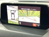 【360&deg;ビューモニター】専用のカメラにより、上から見下ろしたような視点で360度クルマの周囲を確認することができます☆死角部分も確認しやすく、狭い場所での切り返しや駐車もスムーズに行えます。