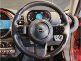 ミニ独特のゴーカートフィーリングと呼ばれる軽快なハンドリングはAT車、MT車のどちらでも楽しめます。