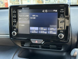 お気に入りの音楽を車内で楽しめます。ラジオから音楽再生まで、様々なソースに対応。ドライブ中のエンターテイメントを充実させてくれます。
