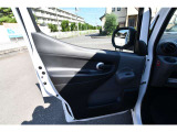 店は日本全国どこでも納車は無料です!おかげさまで全国からご注文を頂いています。詳しくは当社ホームページにて。「坂出自動車」で検索して下さい。