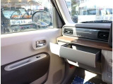 オートオークション会場より、ご希望のお車を一緒にお探し致します。