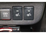 運転席と助手席には寒い日の肩や腰、冷えやすい下肢を温めてくれるシートヒーターが付いております!