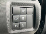 アイドリングストップ機能がついているので、停車時にエンジンを止めて燃料消費を抑えます。環境にもお財布に優しいですね♪