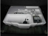 【パンク修理キット】車の軽量化や無駄を無くす為、応急タイヤパンクキットが搭載されています。