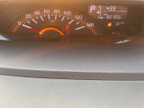 整備スタッフは国家資格を持つプロの整備士です。車検の受入/中間/完成検査と保安基準発行のすべても自社で行います。