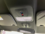 車輛入庫時には、お客様より詳しくお話をお伺いさせて頂き、プロの査定士3名が「修復歴の有無」「不具合箇所の確認」等のチェックを行っておりますので、より安心してお乗り頂けます♪