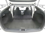 【シートアレンジ可能】ゆとりあるワイドな車内空間は、ドライブを始め買い物やレジャーなど、幅広く活躍します。一人でもみんなとでもお出かけを楽しみましょう!