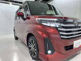 フォグランプ装着車です。暗い夜道の車両前方を明るく照らします