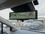 後方視界をカメラで写すインテリジェントルームミラー