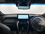 落ち着いたカラーの内装で、ゆったりと運転したい方に。