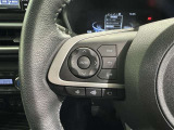 ステアリングスイッチ装備!運転しながら手元でオーディオの操作などができます。