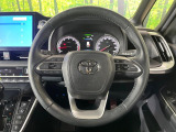 【純正革巻きステアリング】上質な革を使用することで、手にしっかり馴染みとても運転しやすいハンドルです♪