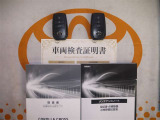 スマートキー付。取扱説明書とメンテナンスノートもあります☆品質評価シート付いてます!トヨタ認定中古車ライト!!