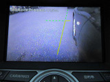 『左サイドビューモニター』が付いておりますので、狭い駐車場でも自信をもって運転できます♪♪暗い所でもよく見えます♪♪