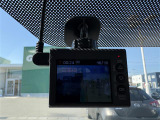 【ドライブレコーダー】映像・音声などの運転中の記録を残します。事故などを起こした起こされた時の証拠になりえますので、もしも時でも安心ですね。