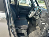 エンジンルームも綺麗に洗浄してから納車致します。普段あまり見ることが無い箇所だからこそ綺麗だと感動しますよね(*&acute;▽`*)