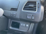 両側オートスライドドア装備!運転席やドアのスイッチ、リモコンキーでも開閉操作できるので便利ですよ!