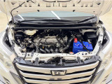 トヨタ中古車「まるごとクリーニング」施工済。エンジンルームを専用洗剤で洗浄!高圧&スチーム洗浄も行います。樹脂部分も艶出し剤でピカピカです☆☆