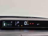 TFTカラ-マルチインフォメ-ションディスプレイ4.2インチの液晶画面に、安全・安心のコンテンツやオ-トエアコンのステ-タスなど、さまざまな運転情報を表示し見やすさにこだわったメ-タ-です♪