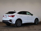 Audi Q3 Sportback 35 TFSI S line/LEDヘッドライト/アルミホイール 20スポーク Vデザイン グラファイトグレー 7.0J x 19/