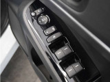 ◆パワーウィンドウスイッチ◆運転席から全席の窓の開閉操作を行うことが出来いつでも換気ができます!