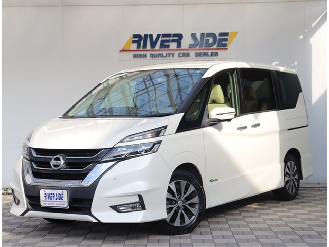 日産 セレナ 