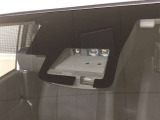 《Toyota Safety Sense》レーザーレーダーと単眼カメラを併用した「2種類の目」で、先行車を認識し、事故の回避や衝突被害軽減を支援します。
