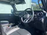 ラングラー アンリミテッド サハラ 4WD 本革シート