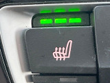 ●フロントシートヒーティング:運転席・助手席共に三段階で調節が可能なシートヒーターを装備しております。季節を問わず快適にご使用いただけます。