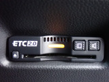 ■【ETC車載器】が装備されています。セットアップをしてお渡しとなり、ETCカードを差し込むだけで高速道路の利用が可能です。
