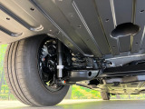 お車を安心してお乗りいただく為には、足回りの定期点検が欠かせません。サービスサポート(有償保証)では無料点検もご提供しており、安心のカーライフをお過ごしいただけるサポート体制が整っています。