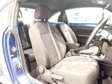 楽な姿勢で座ることが出来るので長時間の運転でも疲れにくいですし体もぶれにくいですよ。