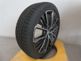 R4年式冬タイヤ195/50R19ブリヂストン製です。