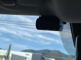 今やまさかの時のドライブレコーダー! 運転状況を映像と音声で記録します。